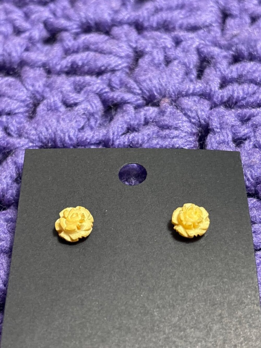 Vintage Plastic Rose Stud Earrings Beige 3/8 inch